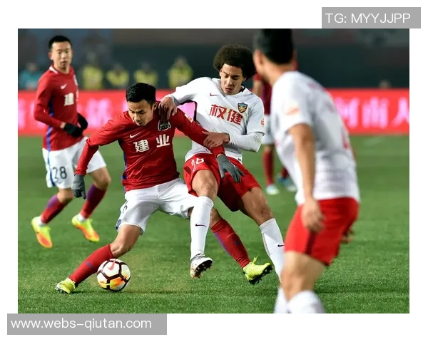 天津权键迎战河南建业争夺中超联赛关键三分的激烈对决